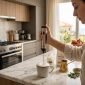 Dorsch Milk Frother Rechargeable battery DH-07550 in use